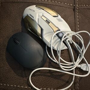 Wired Gaming Mouse - White and Gold